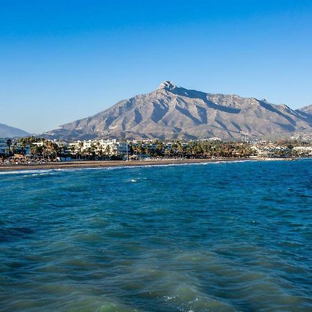 By Riva - Luxurious, Exclusive 2 Bedroom Apt Inside Puerto Banus Марбелья Екстер'єр фото