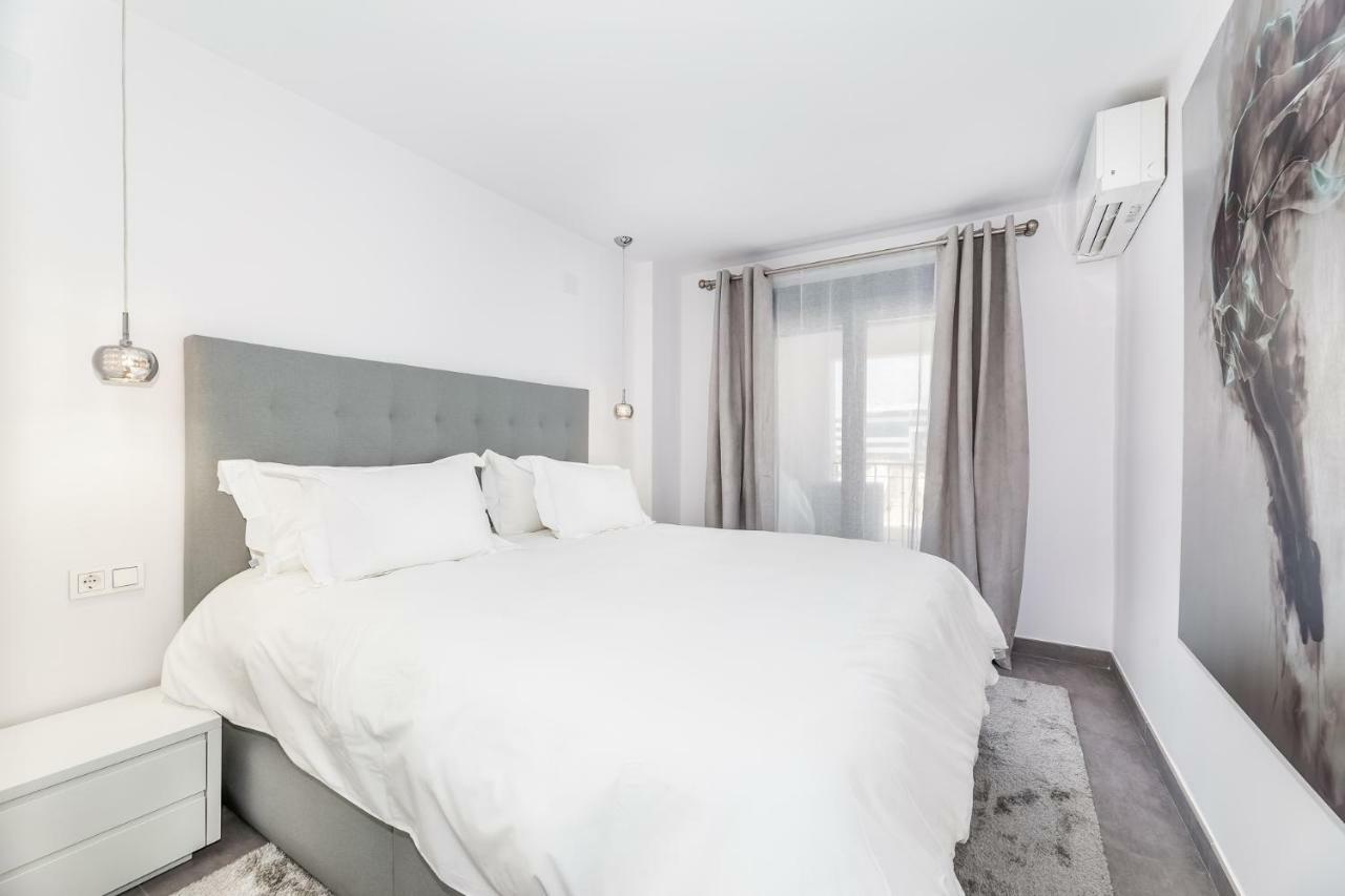 By Riva - Luxurious, Exclusive 2 Bedroom Apt Inside Puerto Banus Марбелья Екстер'єр фото