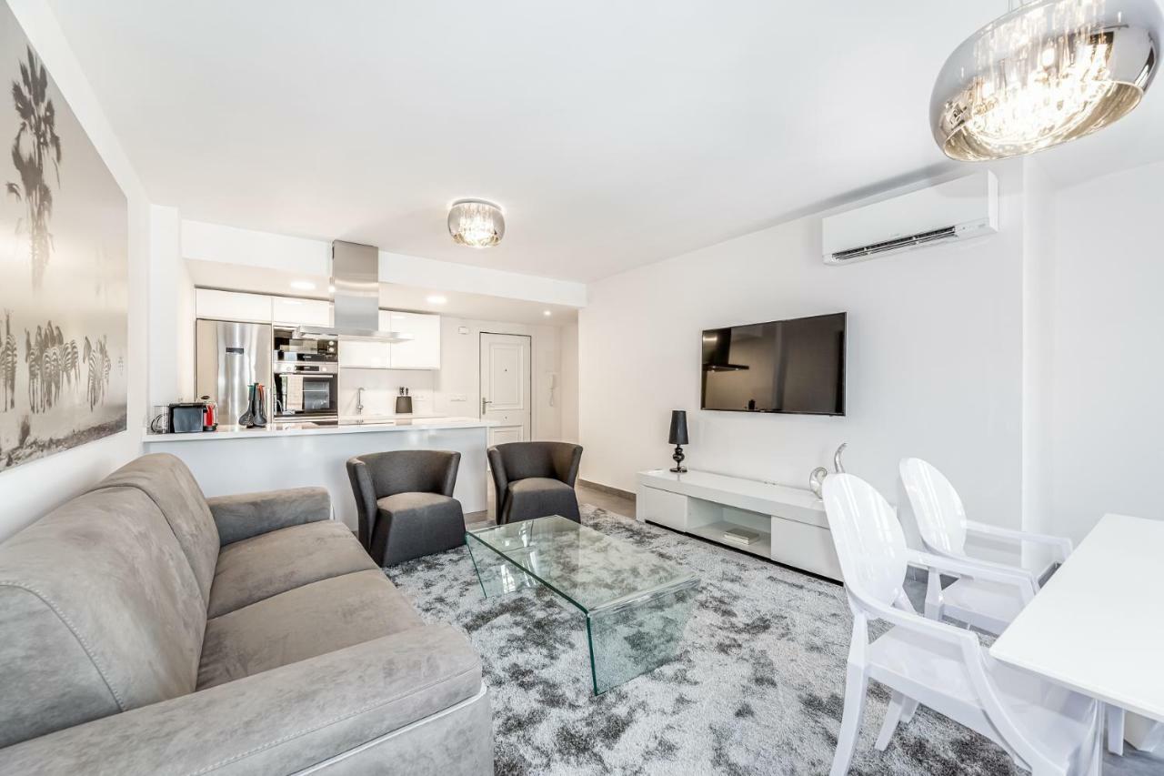 By Riva - Luxurious, Exclusive 2 Bedroom Apt Inside Puerto Banus Марбелья Екстер'єр фото
